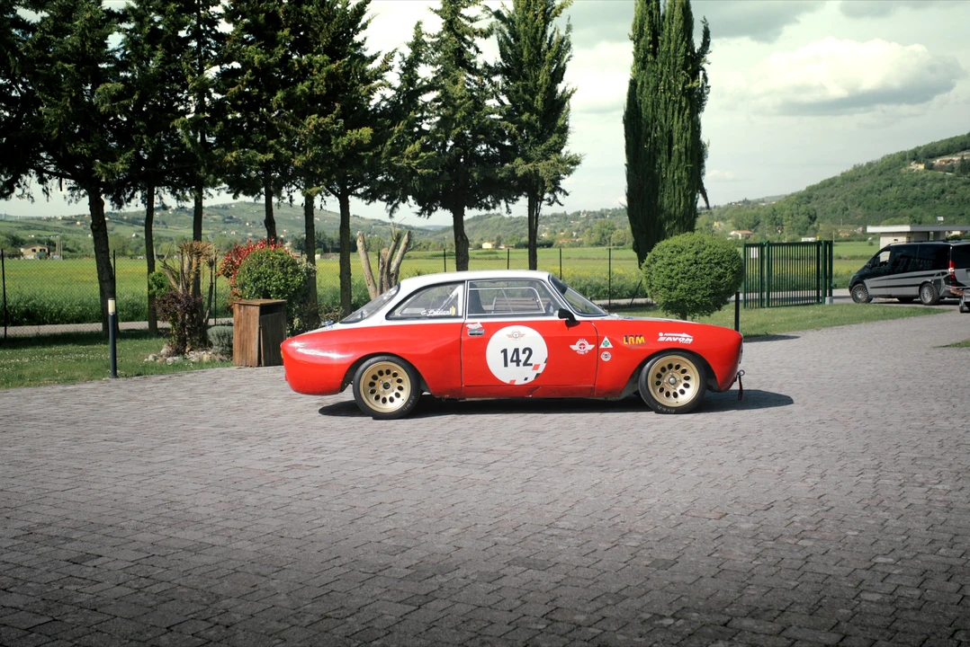 1971 Alfa Romeo 2000 GT Veloce - Image 12 of 31