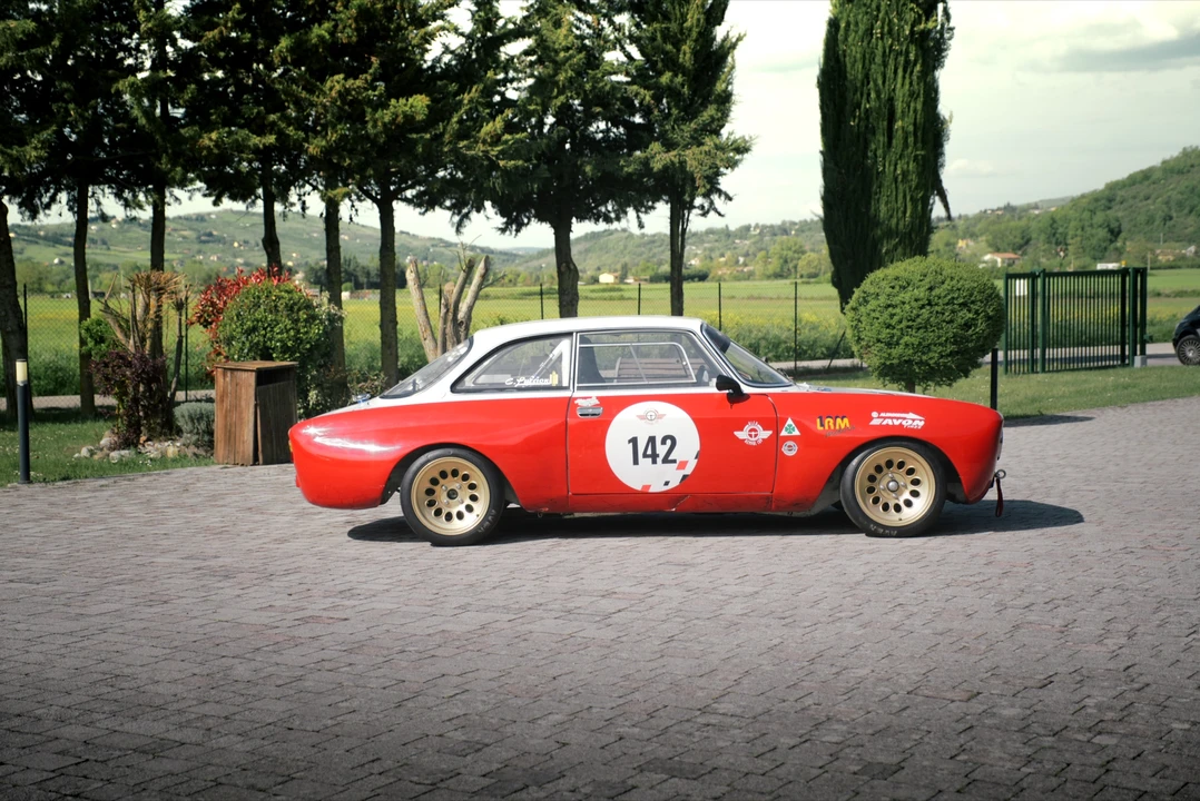 1971 Alfa Romeo 2000 GT Veloce - Image 13 of 31