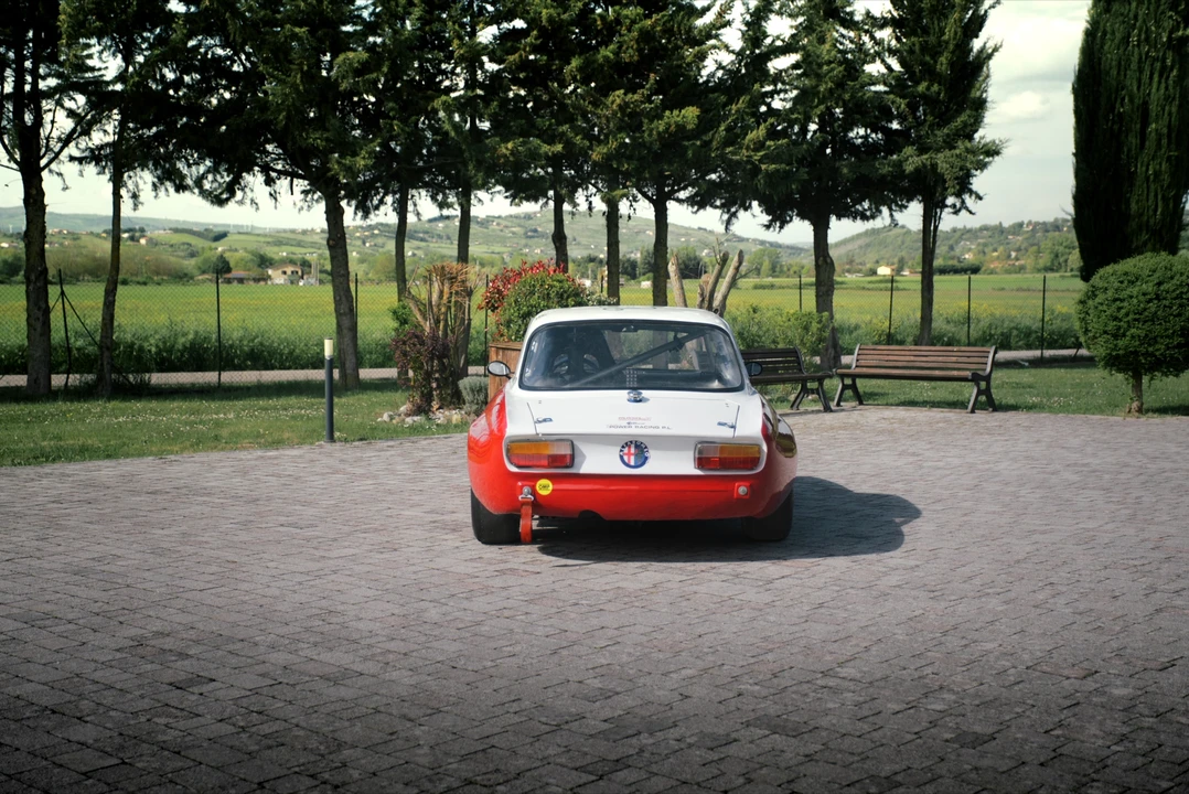 1971 Alfa Romeo 2000 GT Veloce - Image 23 of 31