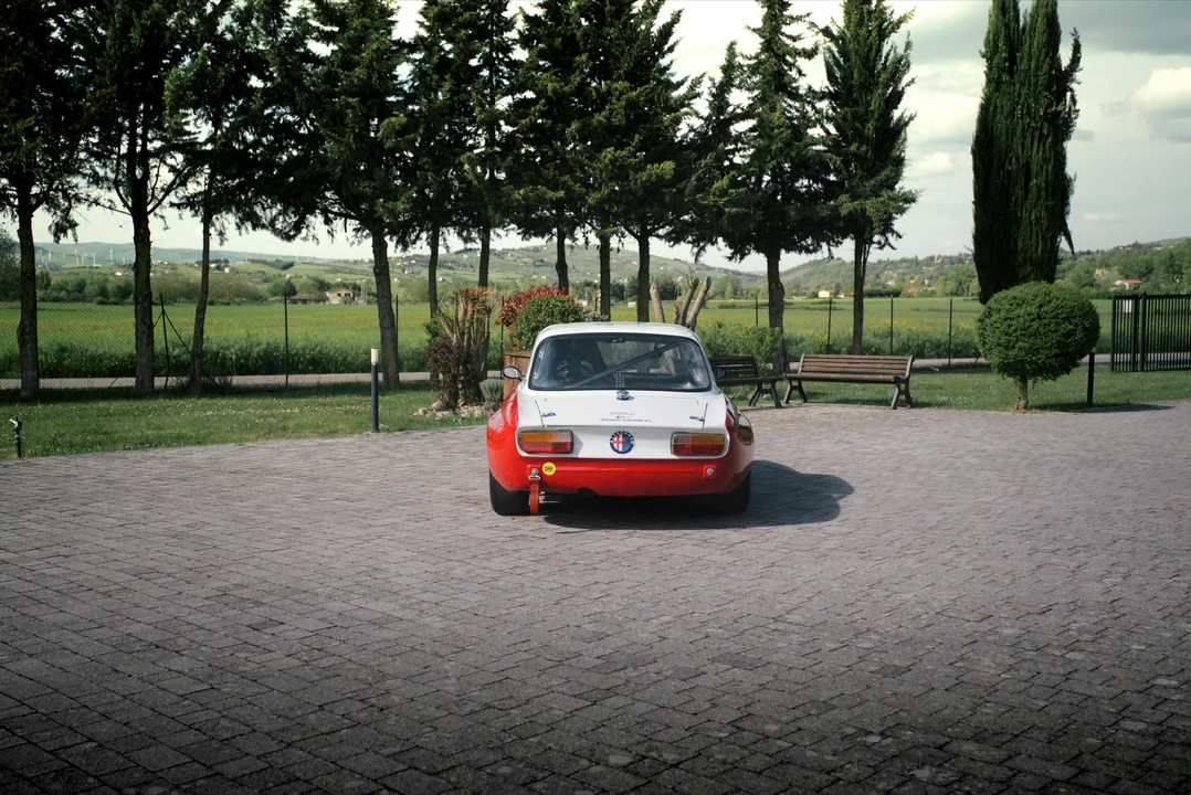 1971 Alfa Romeo 2000 GT Veloce - Image 25 of 31