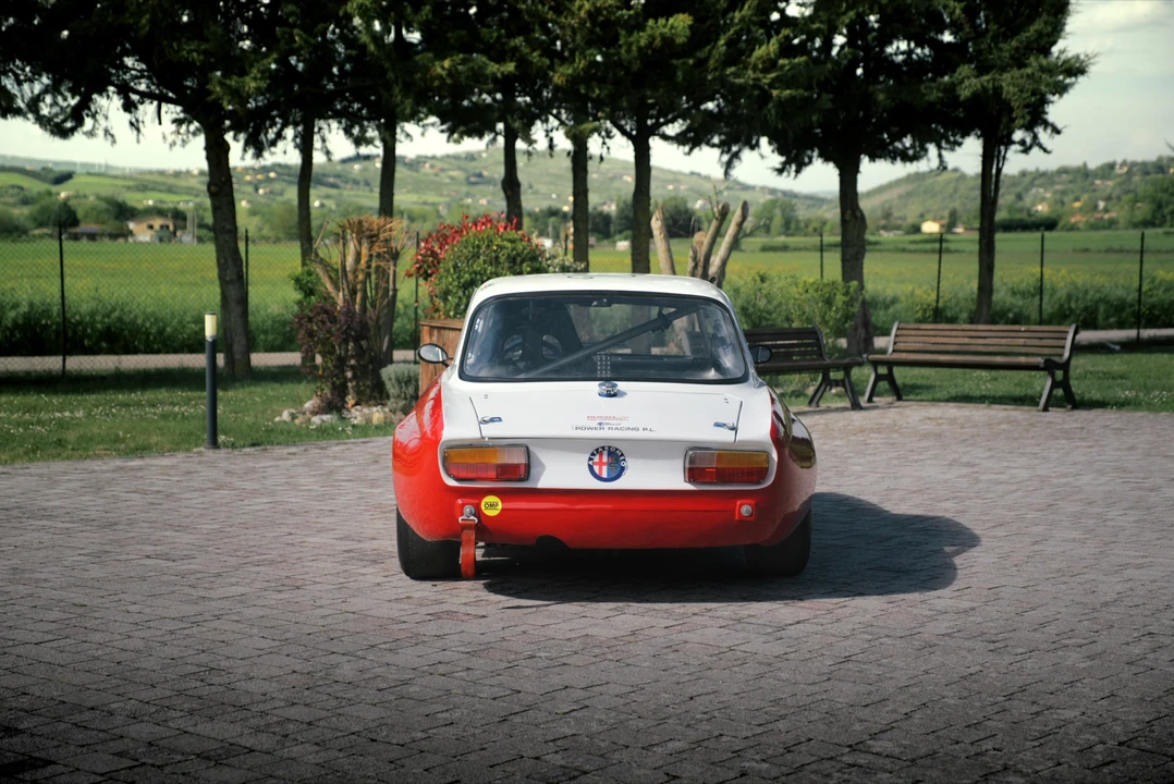 1971 Alfa Romeo 2000 GT Veloce - Image 27 of 31