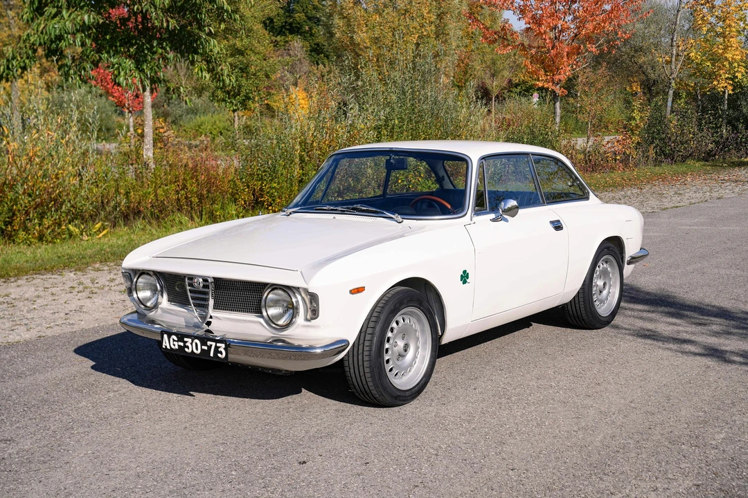 1971 Alfa Romeo GT 1300 Junior - Image 3 of 21