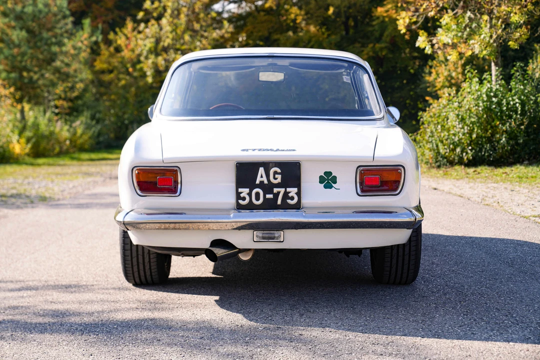 1971 Alfa Romeo GT 1300 Junior - Image 8 of 21
