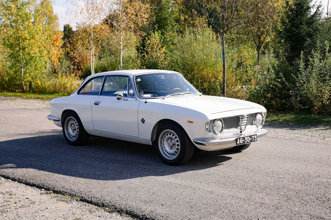 1971 Alfa Romeo GT 1300 Junior - Image 17 of 21