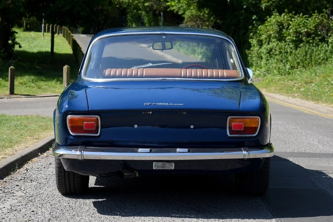 1971 Alfa Romeo GT 1300 Junior - Image 19 of 31