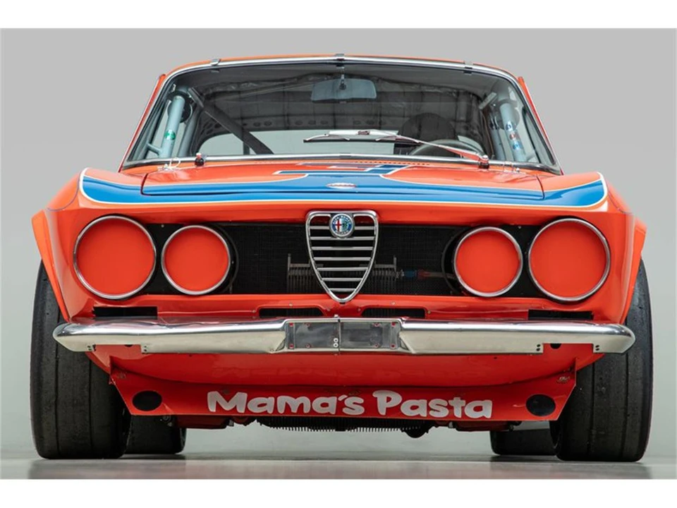 1971 Alfa Romeo 1750 GT Veloce - Image 14 of 31