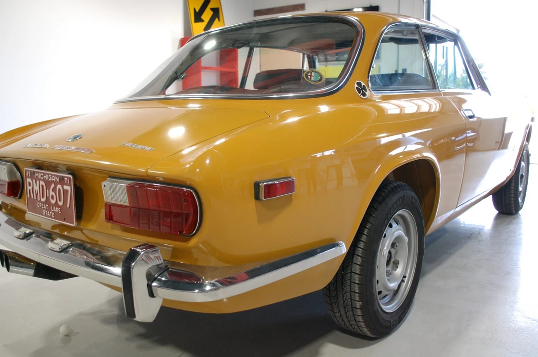 1971 Alfa Romeo 1750 GT Veloce - Image 10 of 31