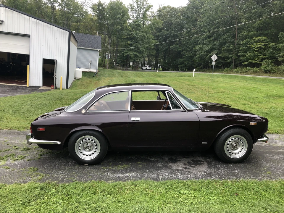 1971 Alfa Romeo 1750 GT Veloce - Image 7 of 31