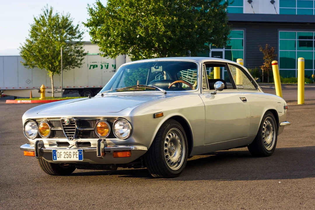1971 Alfa Romeo 1750 GT Veloce - Image 4 of 31