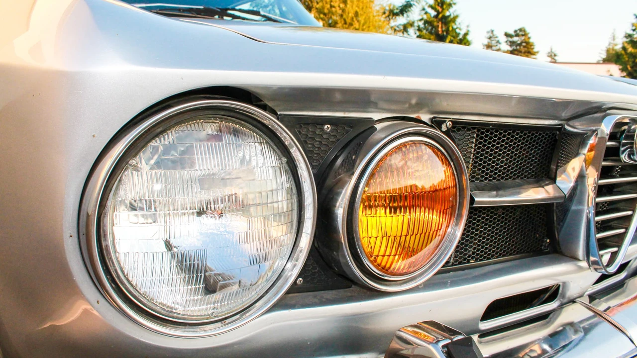 1971 Alfa Romeo 1750 GT Veloce - Image 26 of 31