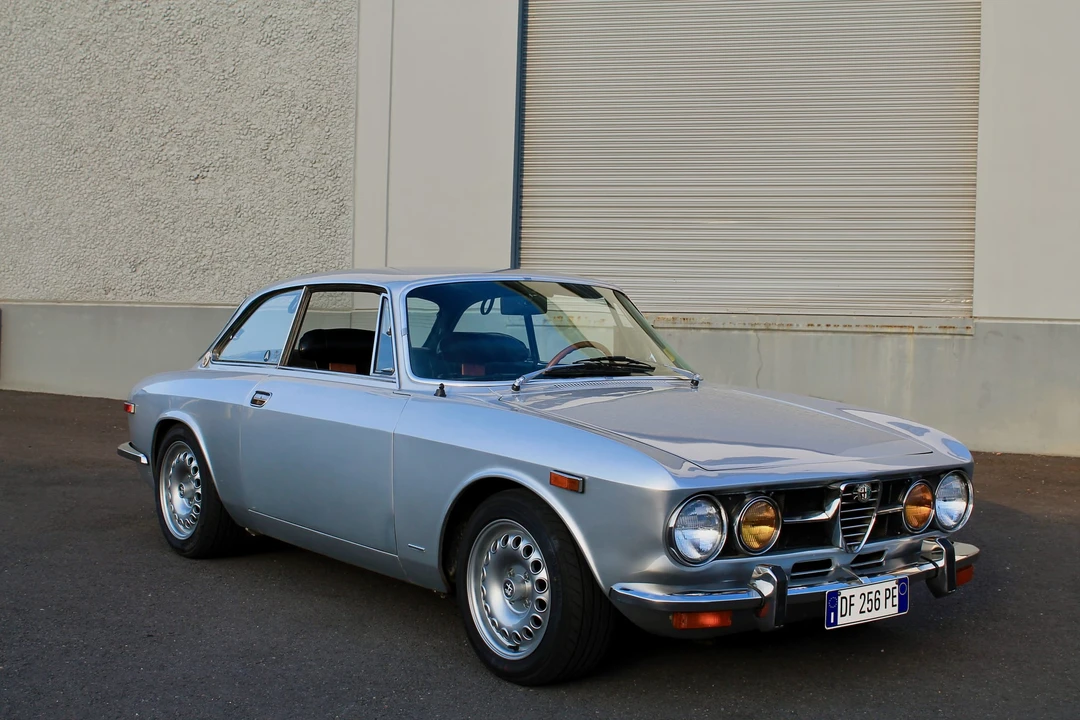 1971 Alfa Romeo 1750 GT Veloce - Image 11 of 31