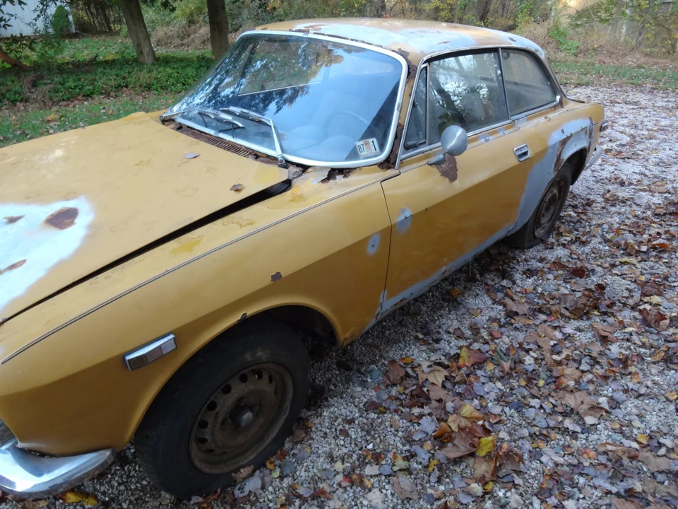 1971 Alfa Romeo 1750 GT Veloce - Image 9 of 31