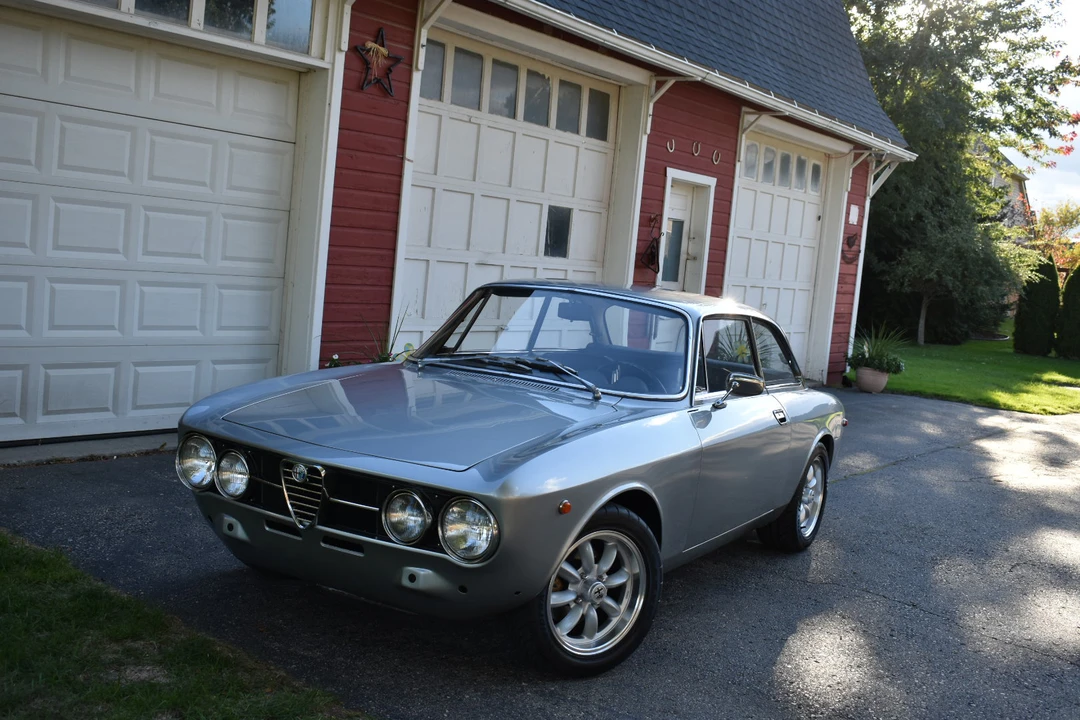 1971 Alfa Romeo 2000 GT Veloce - Image 2 of 31