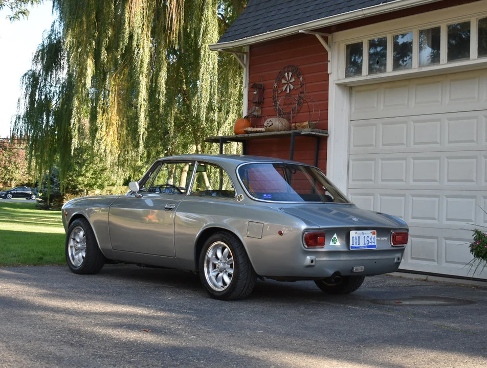 1971 Alfa Romeo 2000 GT Veloce - Image 13 of 31