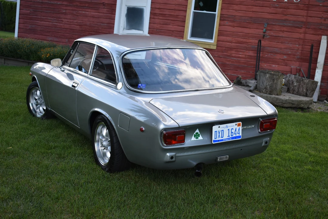 1971 Alfa Romeo 2000 GT Veloce - Image 12 of 31