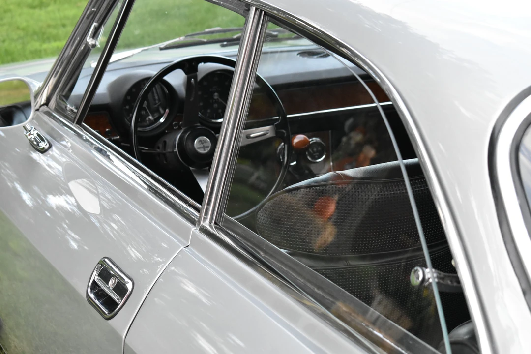 1971 Alfa Romeo 2000 GT Veloce - Image 25 of 31