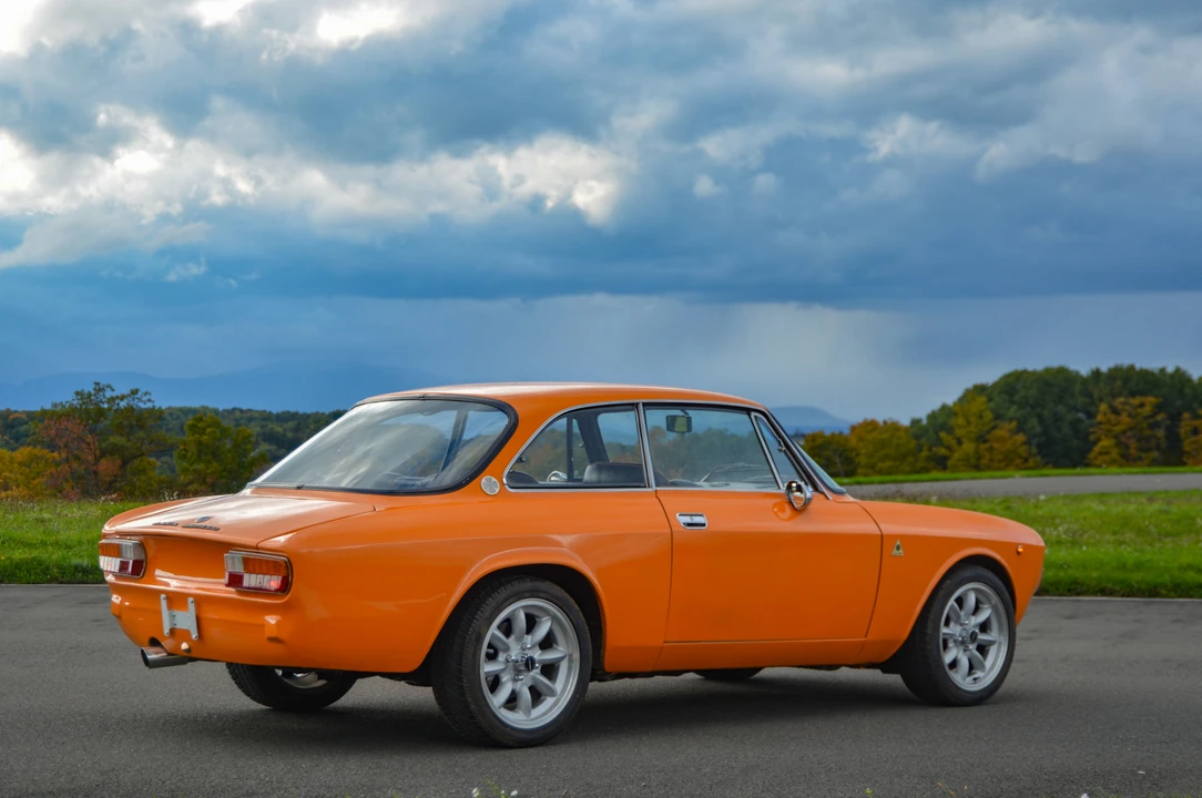 1971 Alfa Romeo 2000 GT Veloce - Image 4 of 31