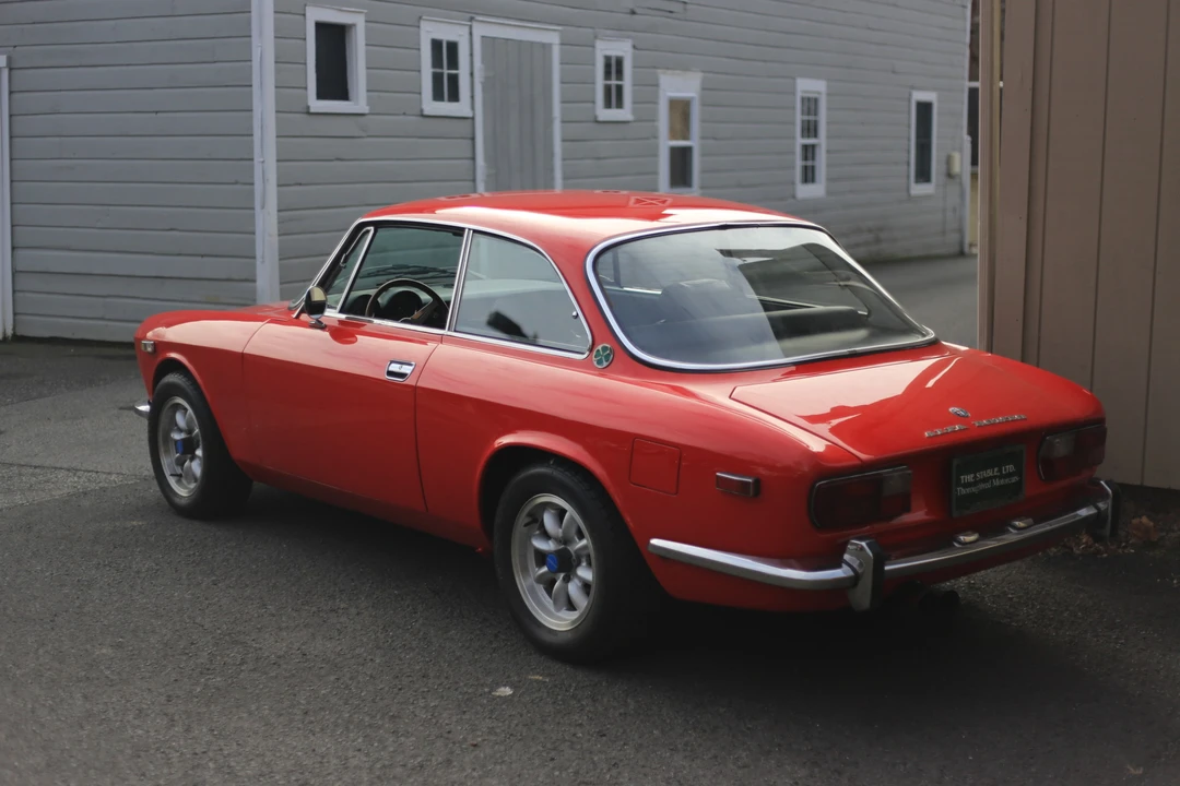 1971 Alfa Romeo 1750 GT Veloce - Image 5 of 31