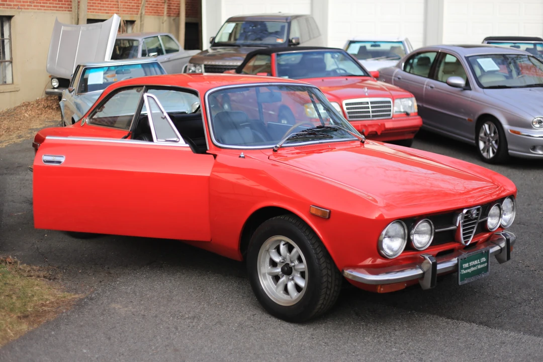 1971 Alfa Romeo 1750 GT Veloce - Image 7 of 31