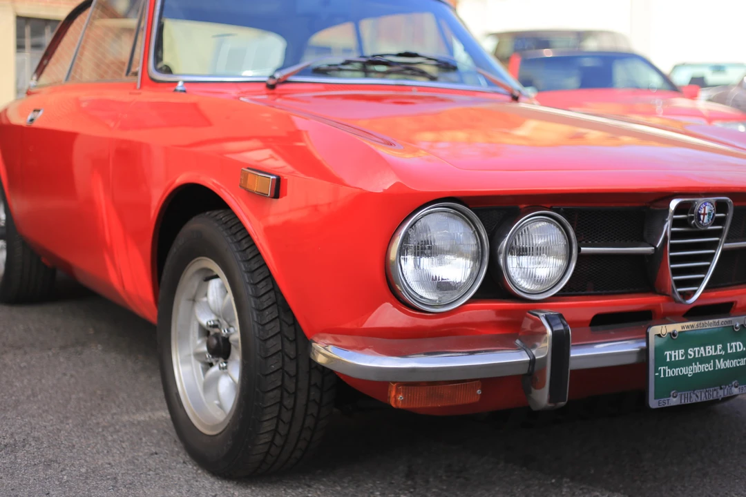 1971 Alfa Romeo 1750 GT Veloce - Image 10 of 31