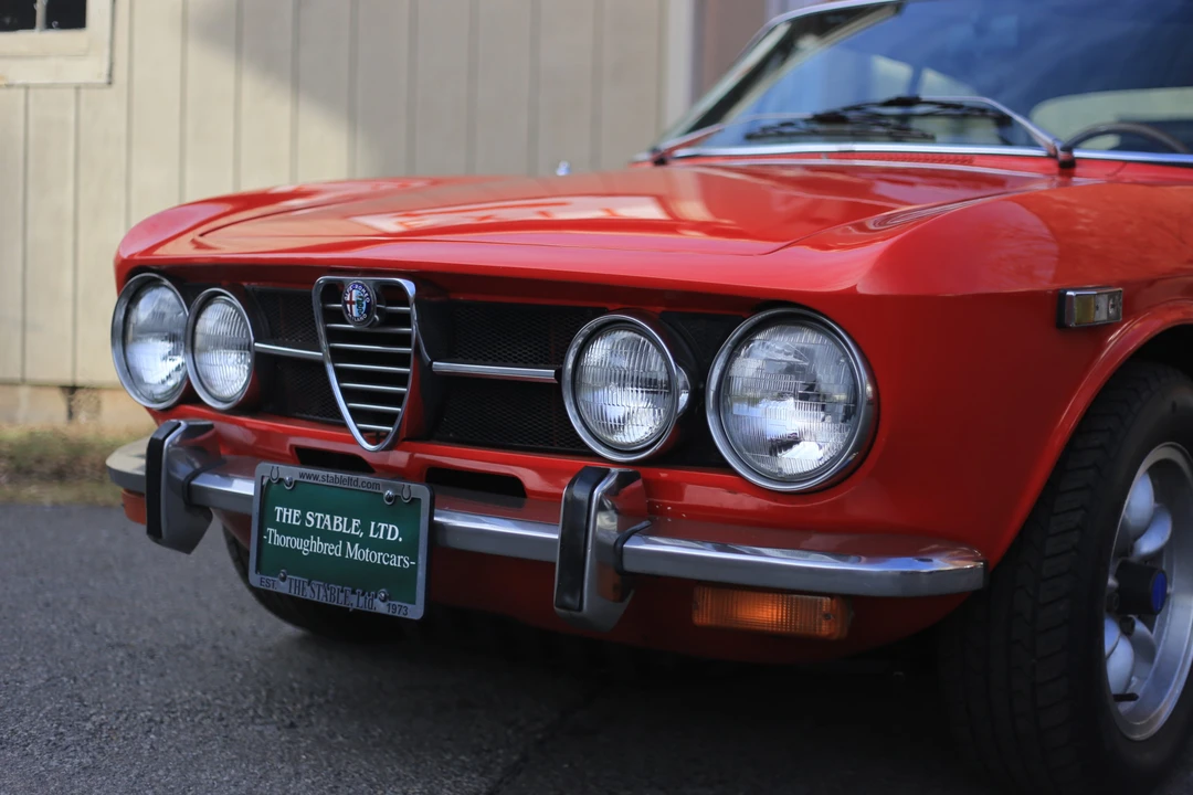 1971 Alfa Romeo 1750 GT Veloce - Image 11 of 31