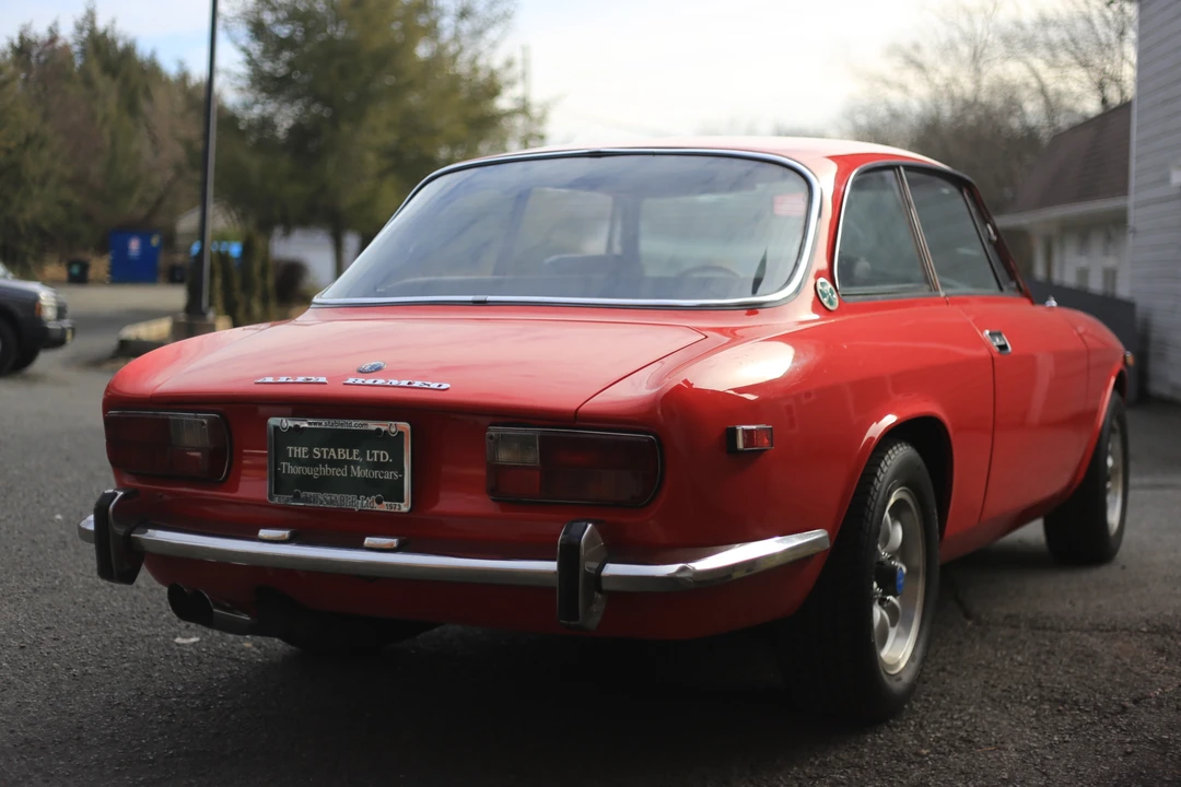 1971 Alfa Romeo 1750 GT Veloce - Image 6 of 31