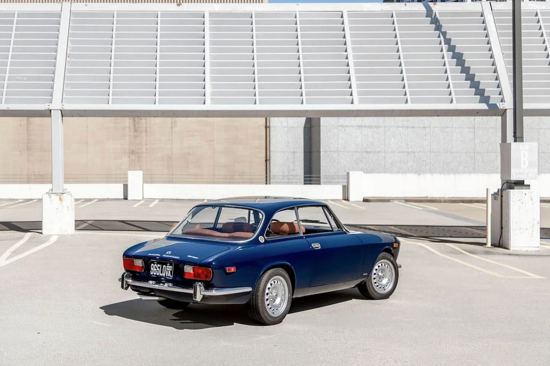 1971 Alfa Romeo 2000 GT Veloce - Image 9 of 31