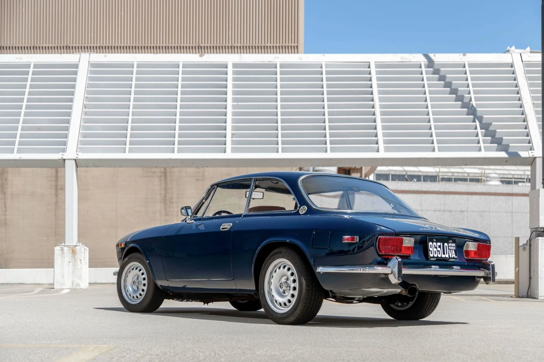 1971 Alfa Romeo 2000 GT Veloce - Image 12 of 31