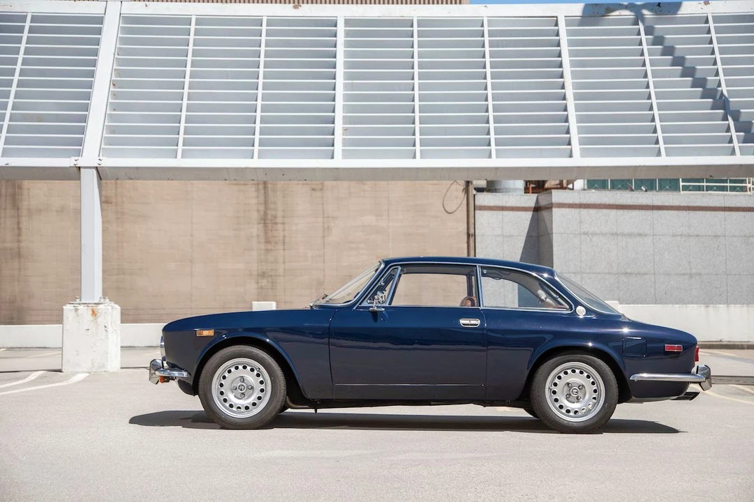 1971 Alfa Romeo 2000 GT Veloce - Image 13 of 31