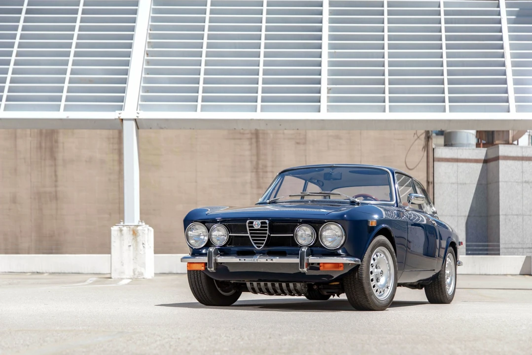 1971 Alfa Romeo 2000 GT Veloce - Image 4 of 31