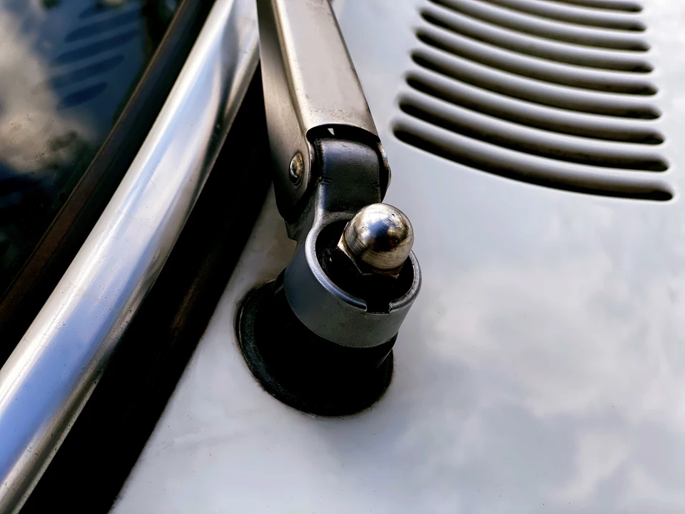 1971 Alfa Romeo 2000 GT Veloce - Image 24 of 31
