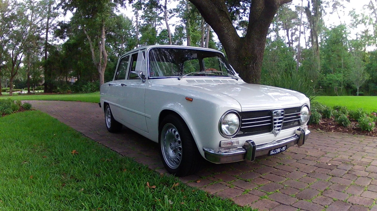 1971 Alfa Romeo GT 1300 Junior - Image 8 of 31
