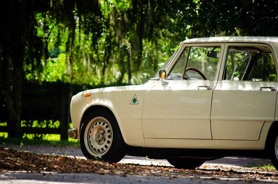 1971 Alfa Romeo GT 1300 Junior - Image 15 of 31