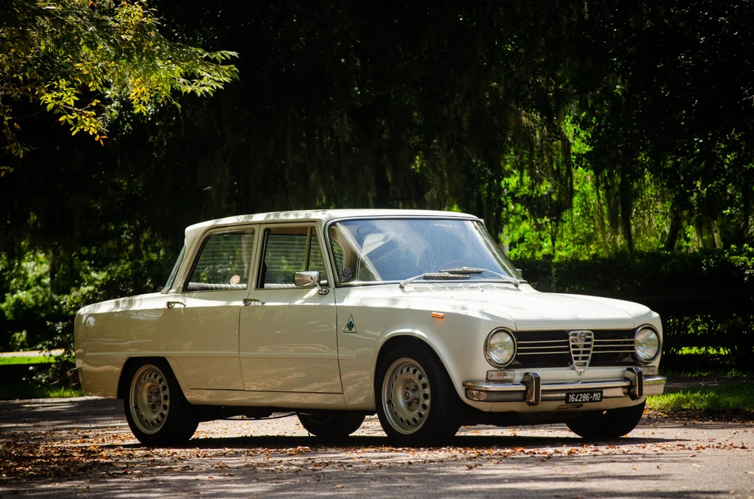 1971 Alfa Romeo GT 1300 Junior - Image 17 of 31