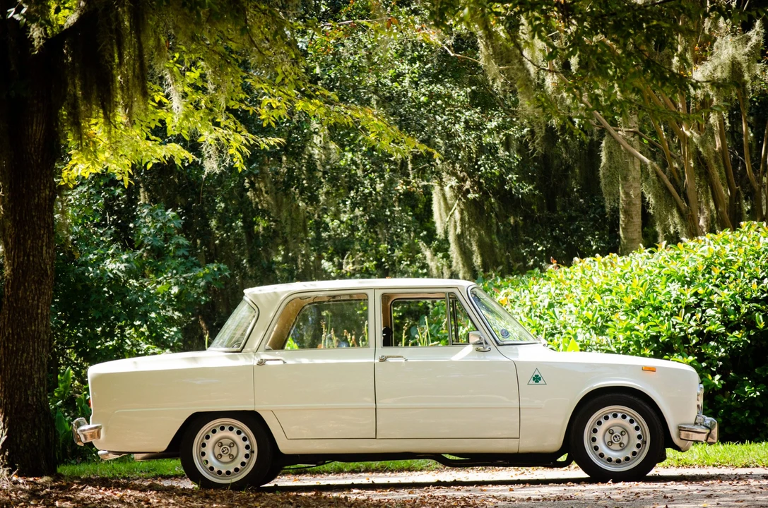 1971 Alfa Romeo GT 1300 Junior - Image 18 of 31