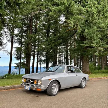 1971 Alfa Romeo Giulia 1750 GTV