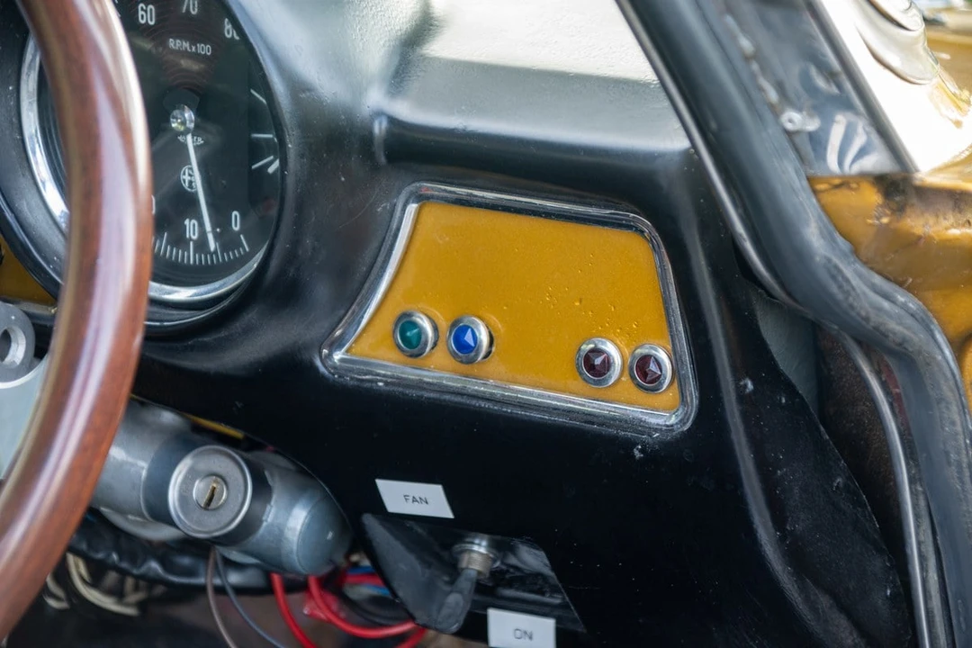 1971 Alfa Romeo Giulia - Image 24 of 30