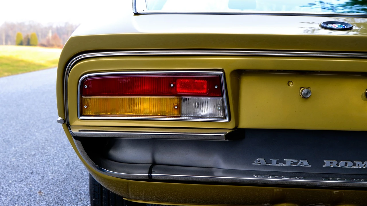 1971 Alfa Romeo Montreal - Image 21 of 31