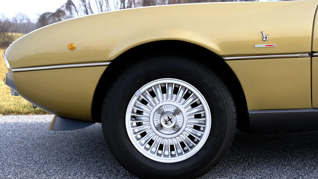 1971 Alfa Romeo Montreal - Image 30 of 31