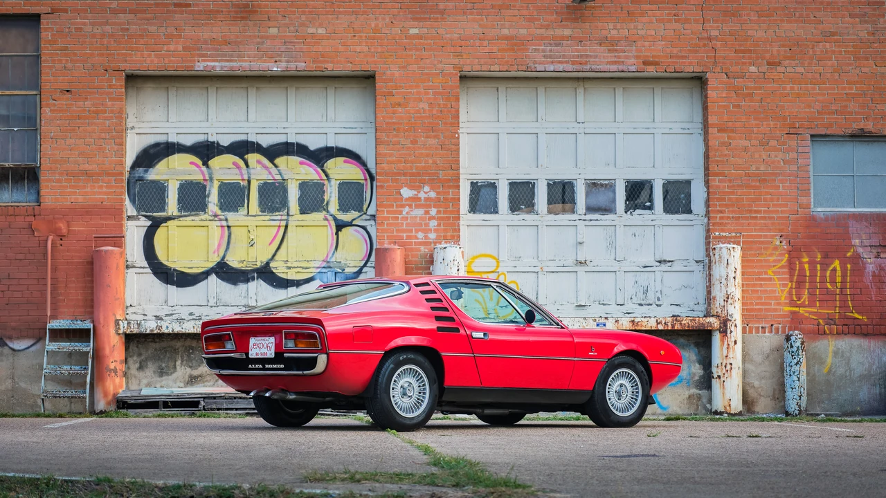1971 Alfa Romeo Montreal - Image 9 of 31