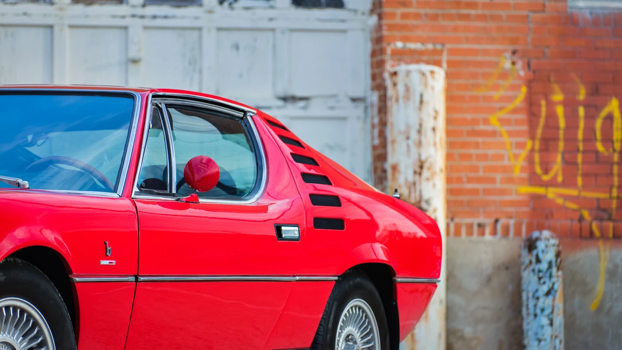 1971 Alfa Romeo Montreal - Image 20 of 31