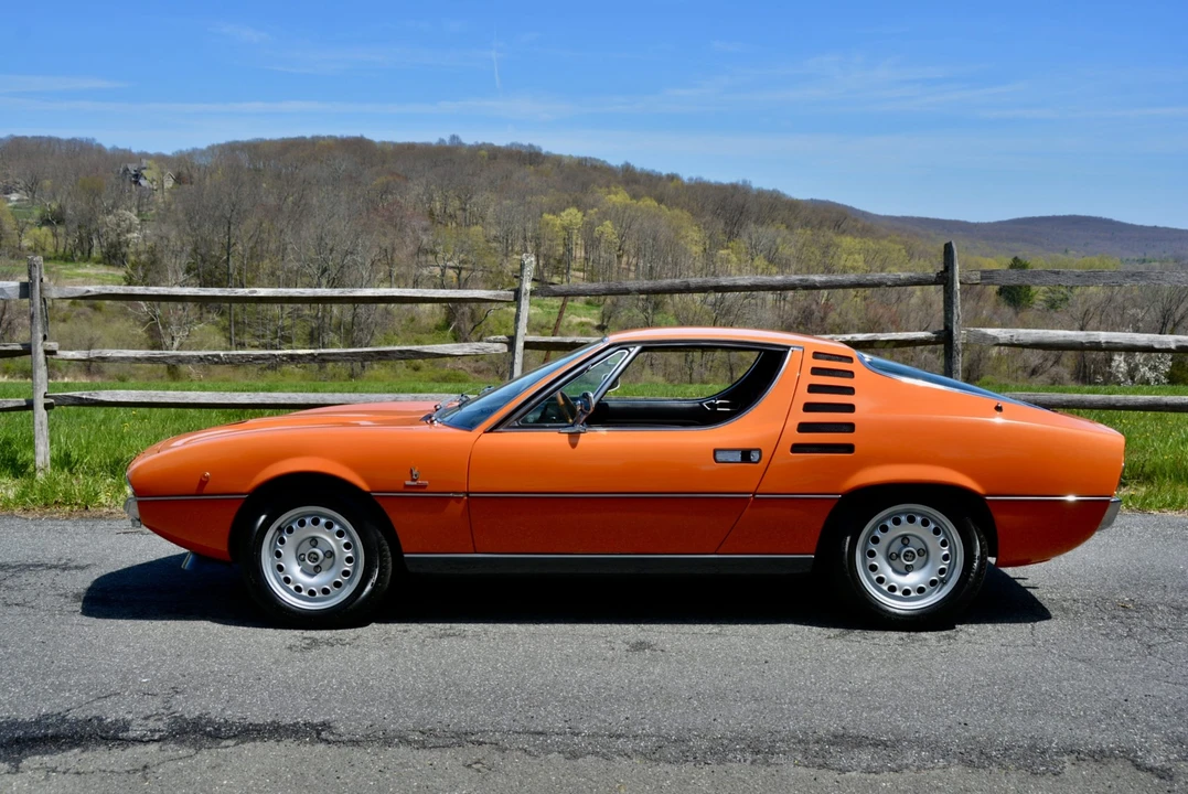 1971 Alfa Romeo Montreal - Image 14 of 31