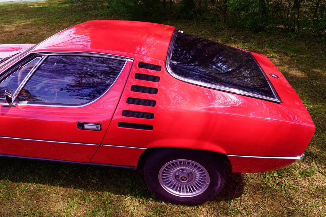 1971 Alfa Romeo Montreal - Image 29 of 31