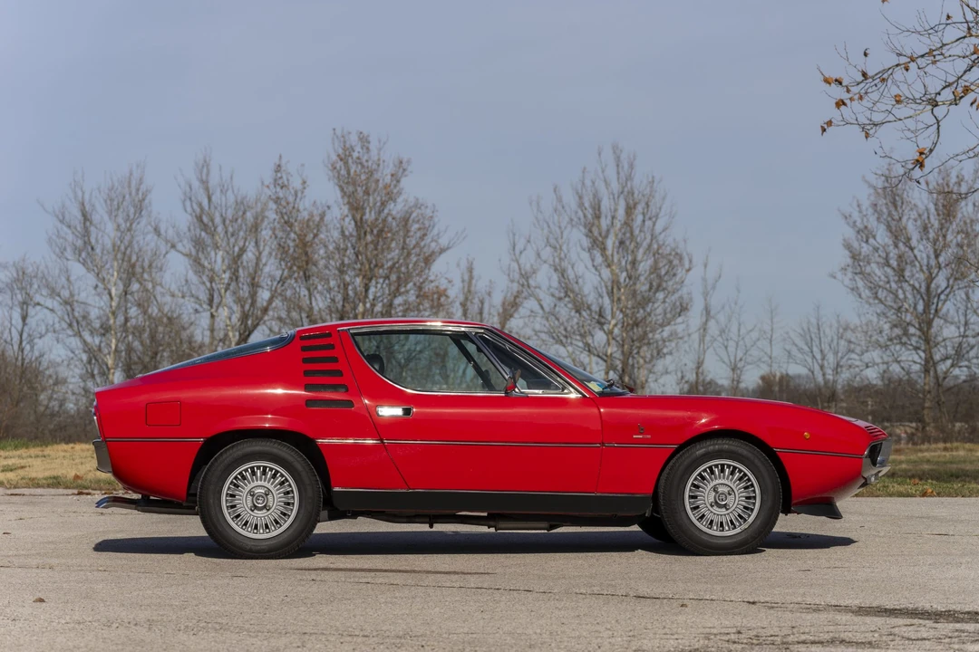 1971 Alfa Romeo Montreal - Image 11 of 31