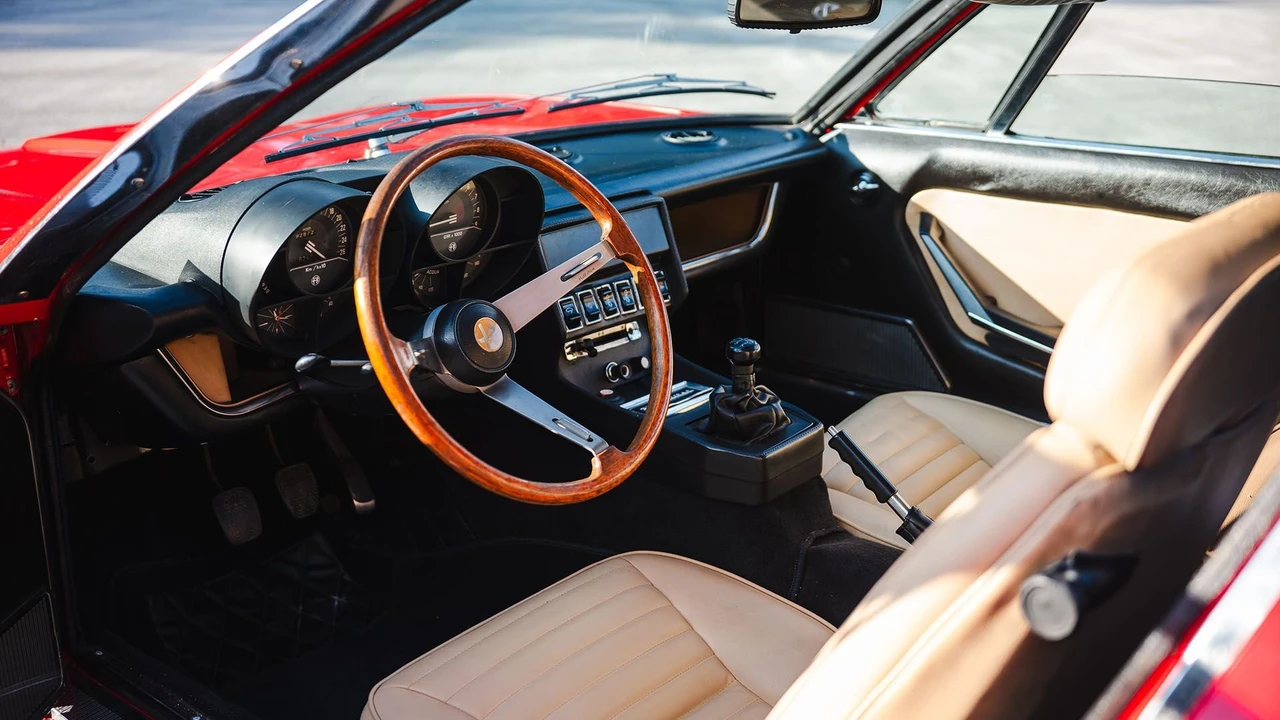 1971 Alfa Romeo Montreal - Image 8 of 31