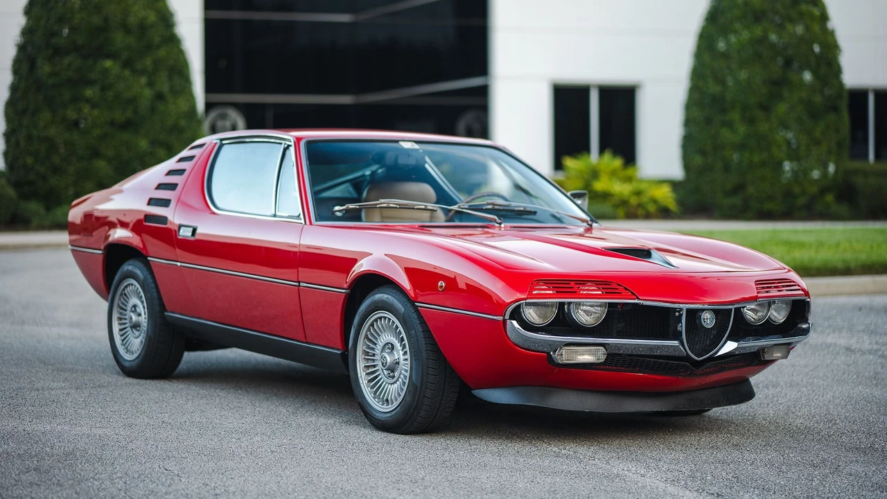 1971 Alfa Romeo Montreal - Image 11 of 31