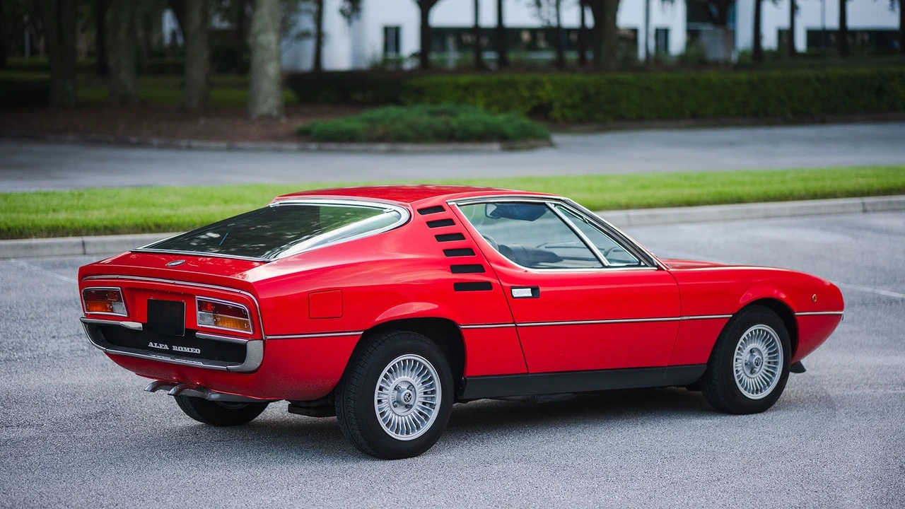 1971 Alfa Romeo Montreal - Image 17 of 31