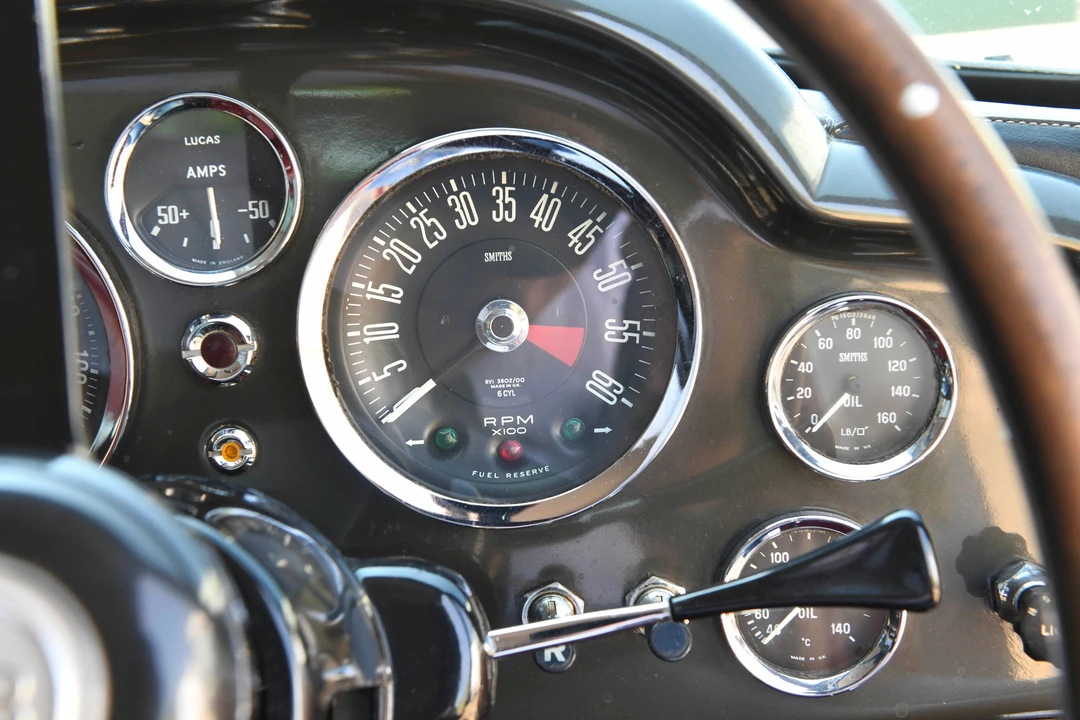 1971 Aston Martin DB6 Vantage - Image 17 of 31