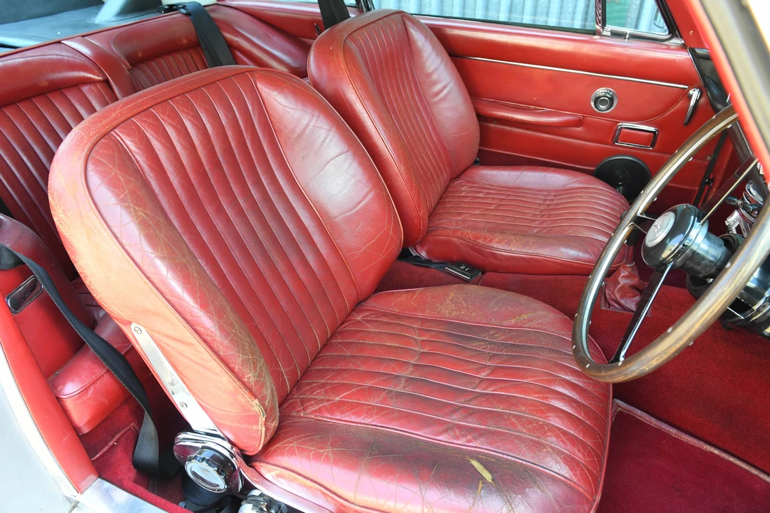1971 Aston Martin DB6 Vantage - Image 23 of 31