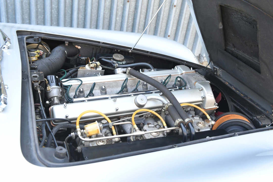 1971 Aston Martin DB6 Vantage - Image 27 of 31